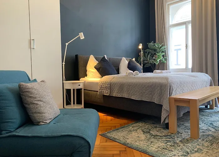 Apartman Grosszuegiger Wiener Altbau Gleich Neben Schoenbrunn *