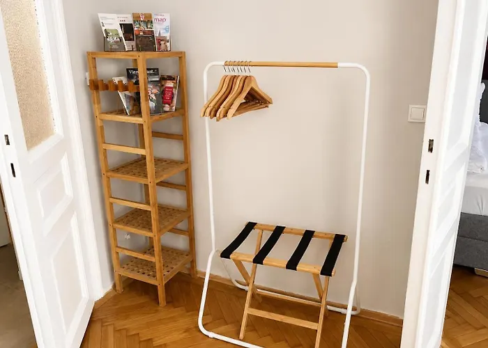 Appartement Grosszuegiger Wiener Altbau Gleich Neben Schoenbrunn Vienne